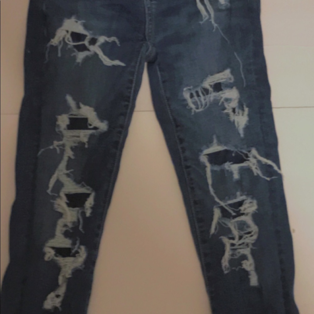 2 pair of American Eagle skinny jeans size 0